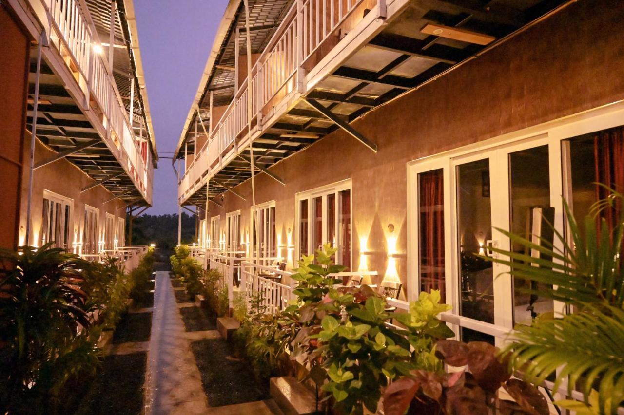 Vedana Retreat Arambol Hotel Екстериор снимка