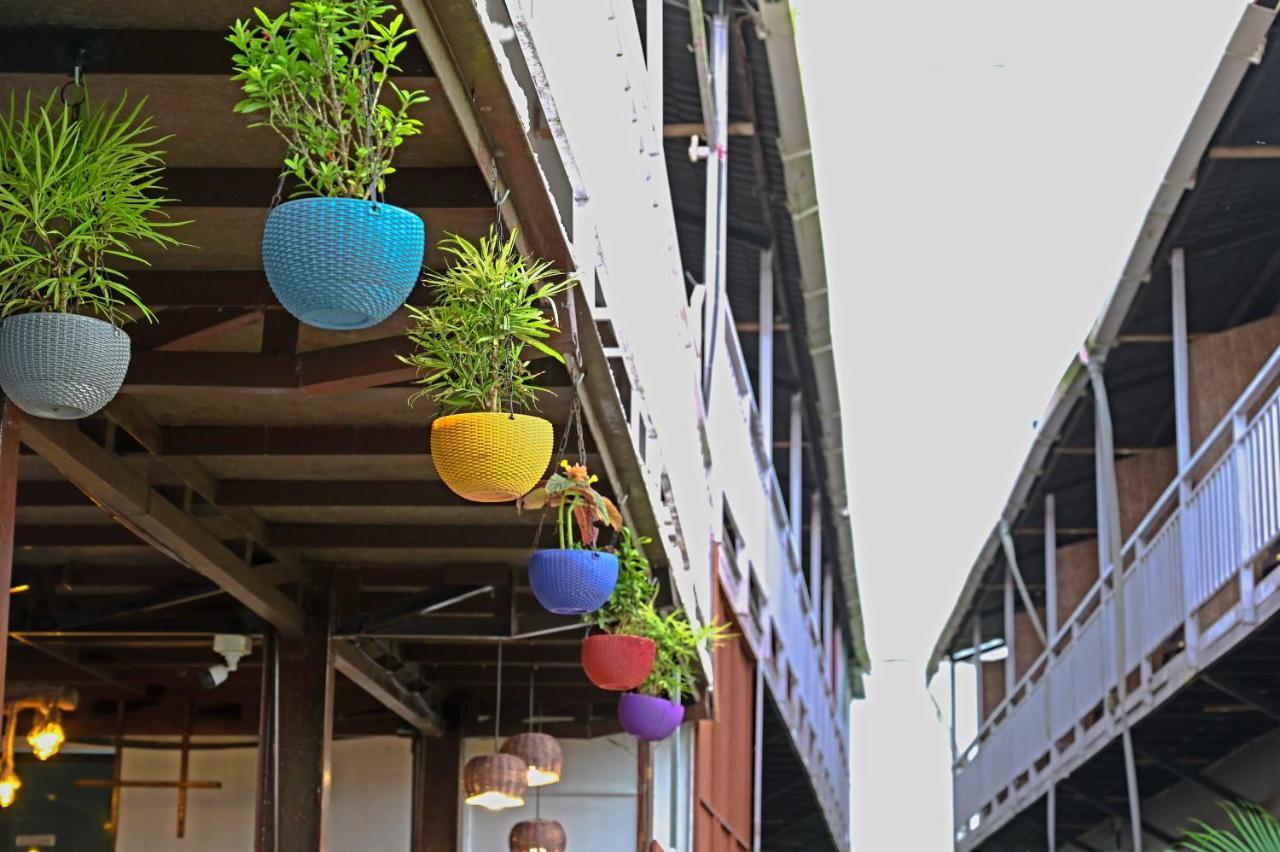 Vedana Retreat Arambol Hotel Екстериор снимка