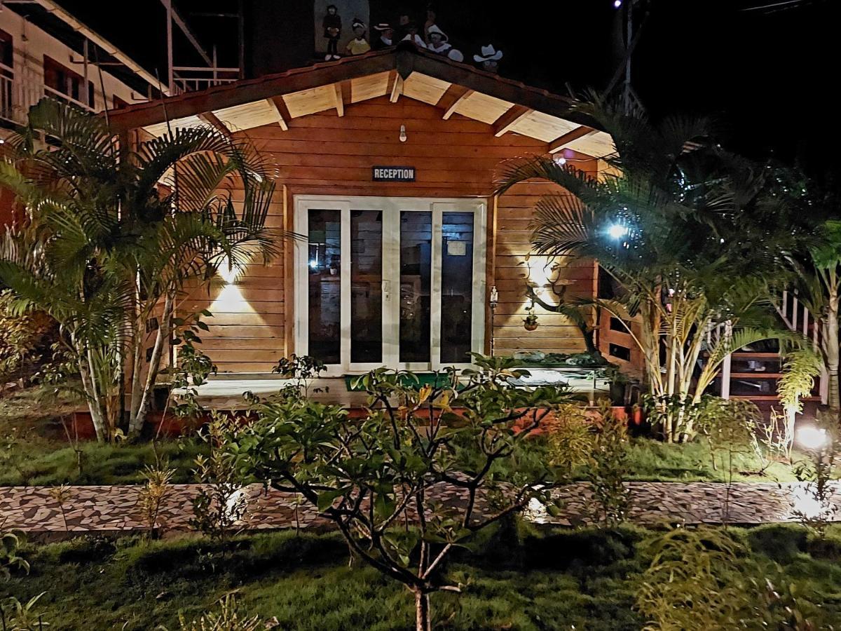 Vedana Retreat Arambol Hotel Екстериор снимка